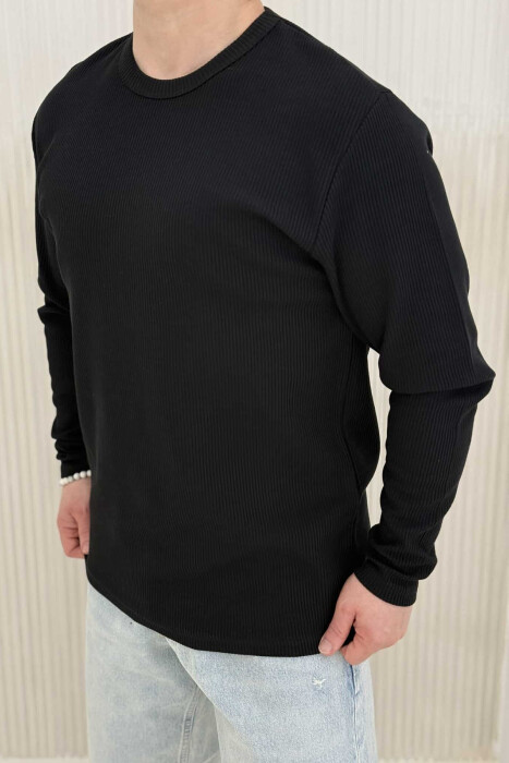 BLUZË ME TEKSTURË PËR MESHKUJ NË NGJYRËN E ZEZË - 2