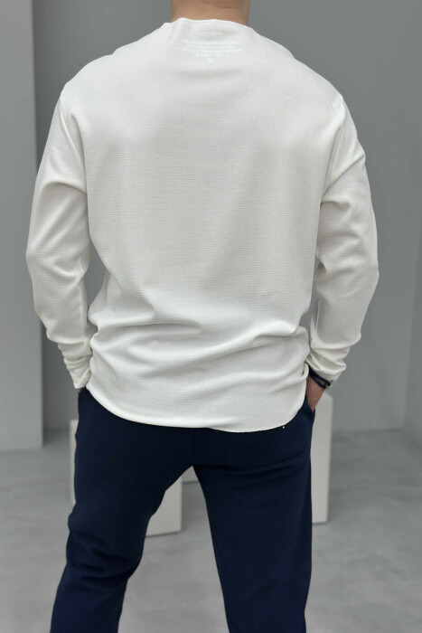 BLUZË NJË NGJYRËSHE E THJESHTË PËR MESHKUJ NË NGJYRËN E BARDHË - 3