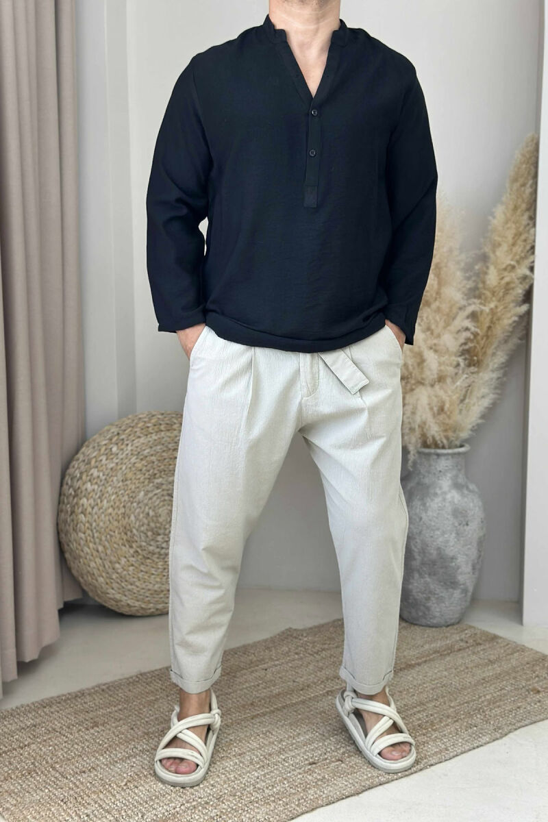 BLUZË NJË NGJYRËSHE E THJESHTË PËR MESHKUJ NË NGJYRËN E ZEZË - 1