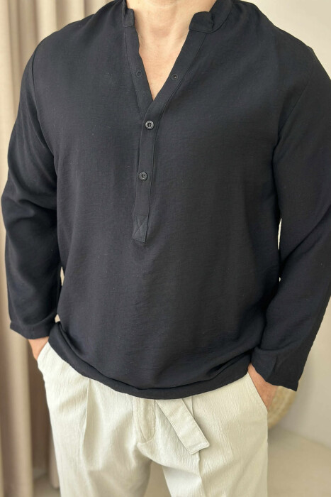 BLUZË NJË NGJYRËSHE E THJESHTË PËR MESHKUJ NË NGJYRËN E ZEZË - 2