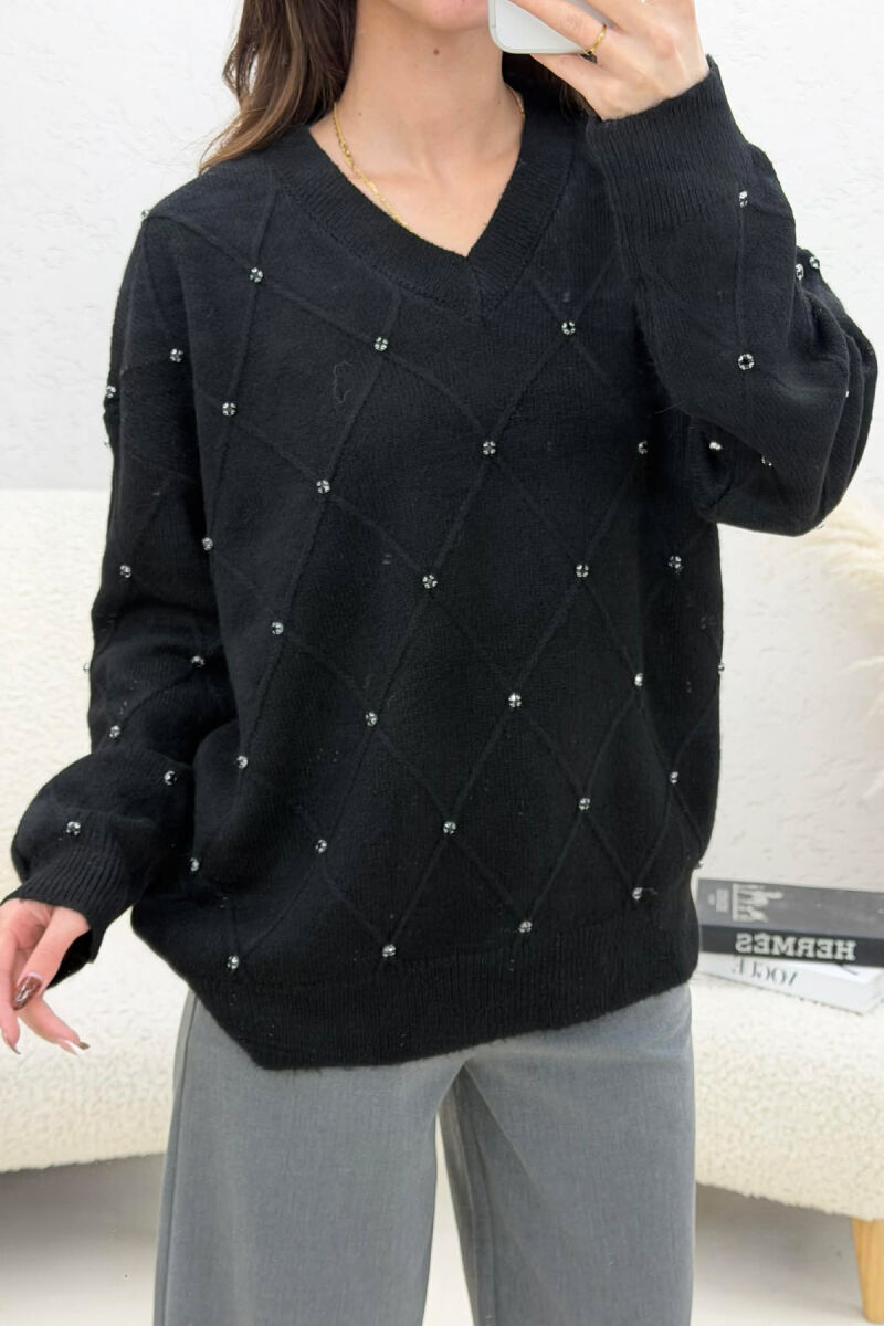 BLUZE NJE NGJYRESHE ME DIZAJNE ROMBI DHE DETAJE GURESH PER FEMRA NE NGJYRE TE ZEZE - 2