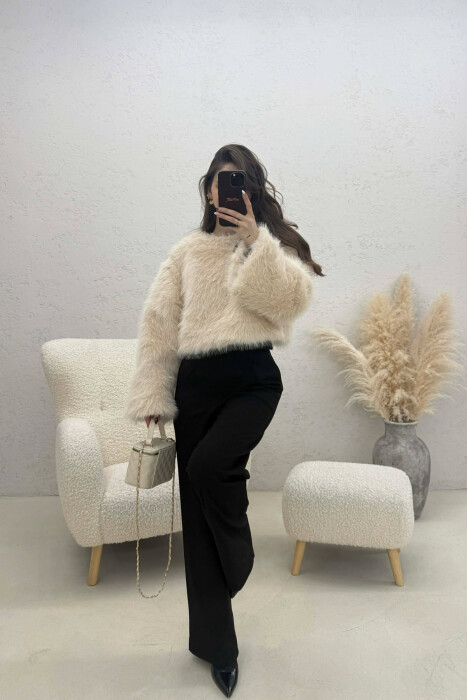 BLUZE NJE NGJYRESHE ME GEZOF PER FEMRA NE NGJYRE BEZHE - 3