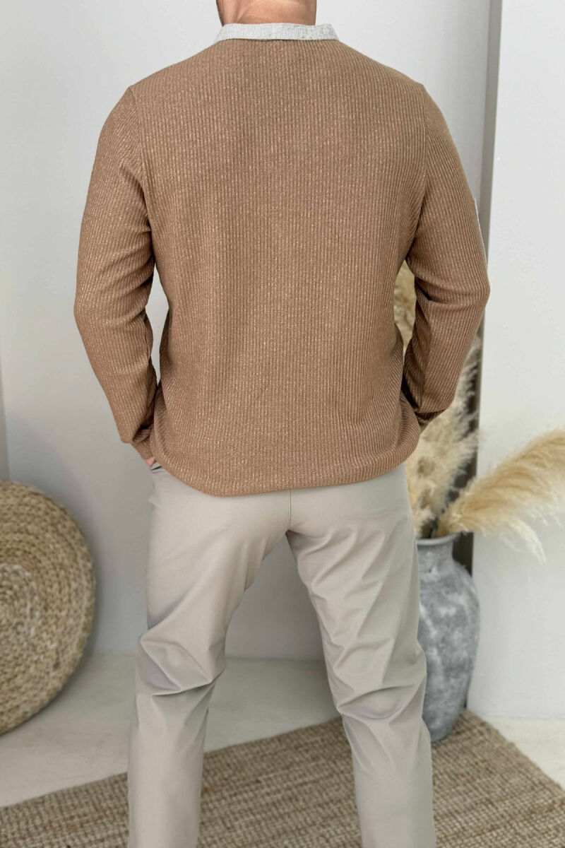 BLUZË NJË NGJYRESHË ME JAKË ME BUTONA PËR MESHKUJ NË NGJYRËN KAFE - 2