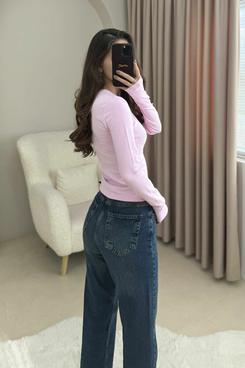 BLUZE NJE NGJYRESHE ME JAKE TE RRUMBULLAKET PER FEMRA NE NGJYRE ROZE - 3