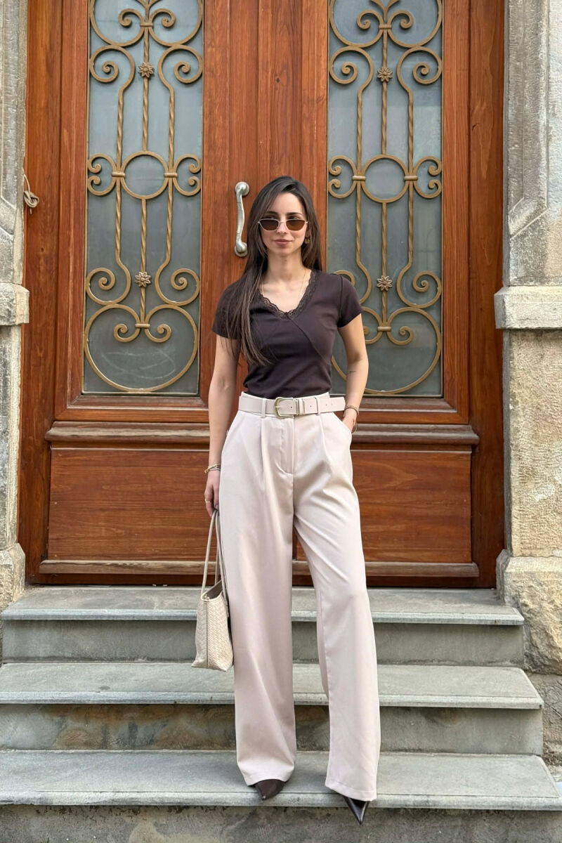 BLUZE NJE NGJYRESHE ME JAKE V PER FEMRA NE NGJYRE KAFE - 4