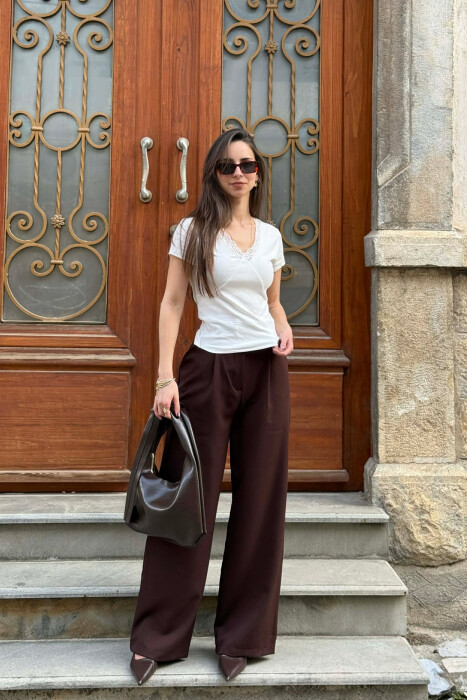 BLUZE NJE NGJYRESHE ME JAKE V PER FEMRA NE NGJYRE TE BARDHE - 6