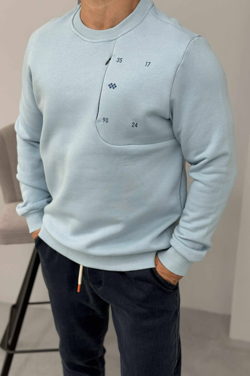 BLUZË NJË NGJYRËSHE ME PUSH DHE JAKË TË RRUMBULLAKËT PËR MESHKUJ NË NGJYRËN BLU TË ZBARDHUR - 2