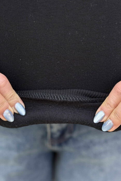 BLUZË NJË NGJYRËSHE ME PUSH PËR FEMRA NË NGJYRËN E ZEZË - 4