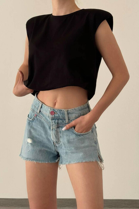 BLUZË NJËNGJYRËSHE PËR FEMRA NË NGJYRËN E ZEZË 