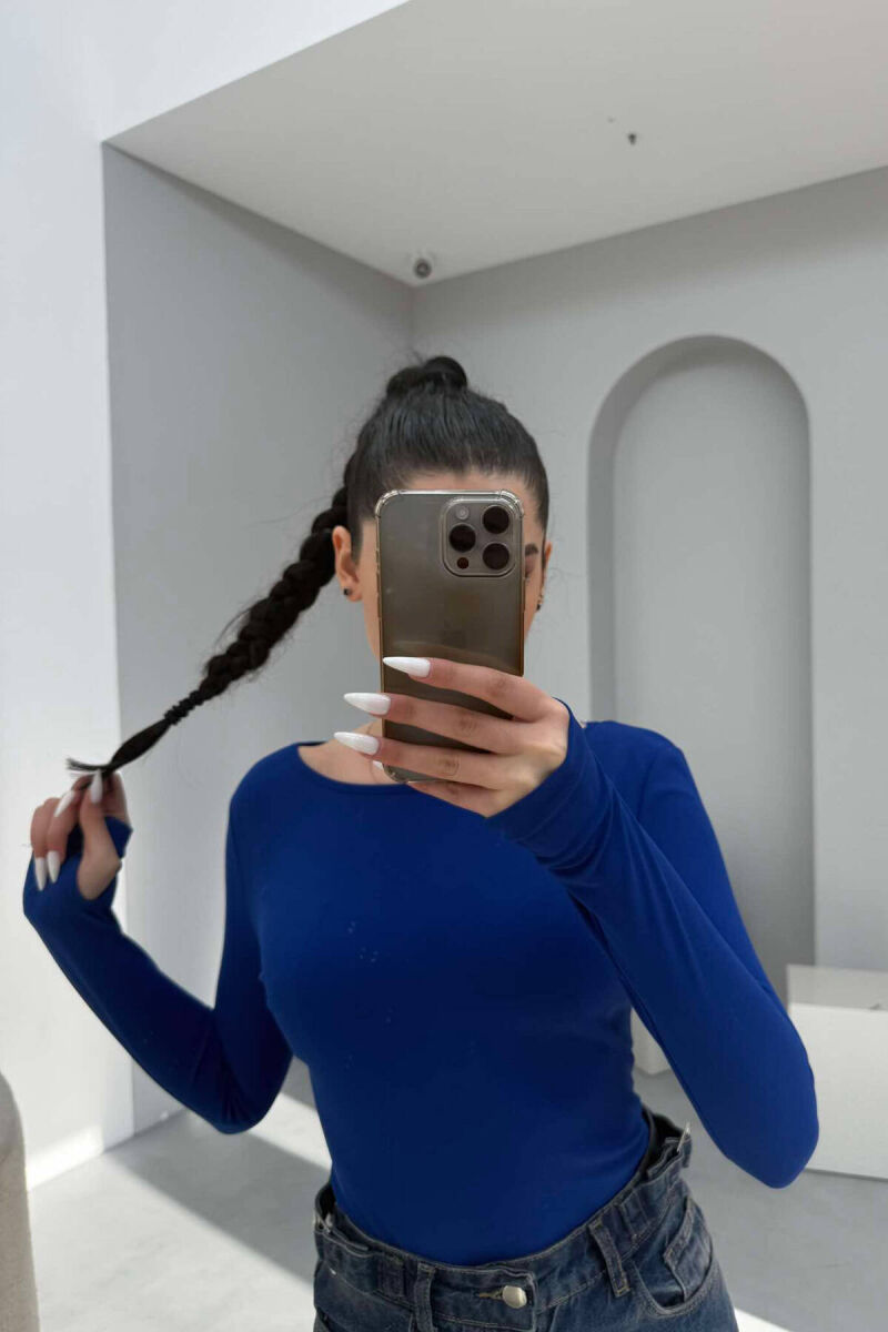 BLUZË PËR FEMRA NË NGJYRËN BLU - 2