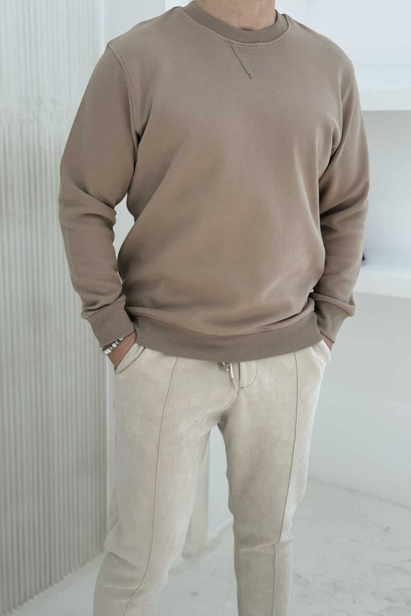 BLUZË PËR MESHKUJ NË NGJYRËN KAFE E ZBARDHUR - 1