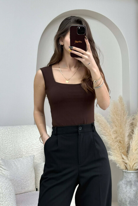 BODY NJE NGJYRESHE PER FEMRA NE NGJYRE KAFE TE ERRET - 3