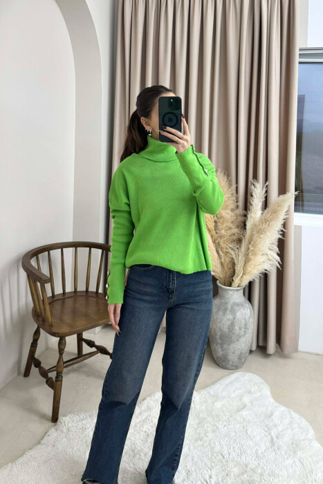 BUTTON SLEVEE HIGH NECK WOMAN SWEATER LIGHT GREEN/JEZB - 2