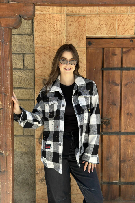 BUTTONED SQUARE PAINTED DESIGN WOMEN JACKET WHITE-BLACK/BAZE 