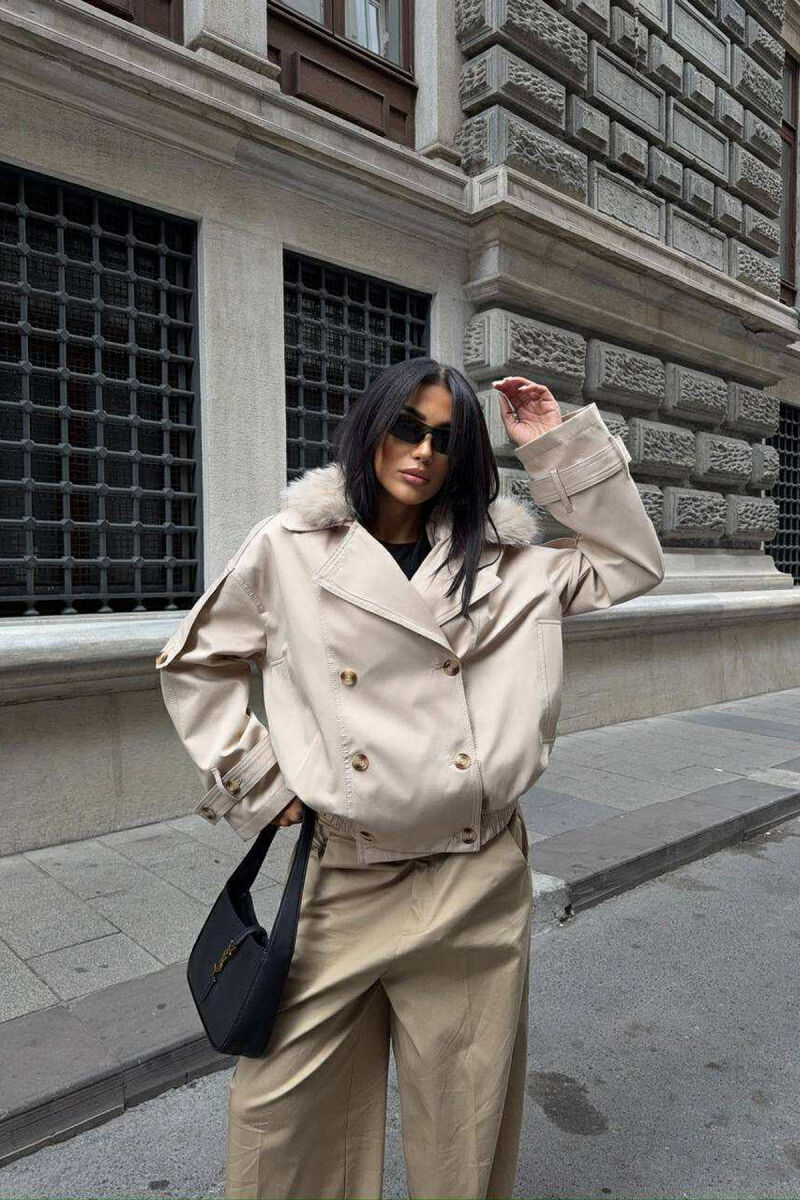 BUTTONS DETAIL FLUFFY NECK SHORT WOMEN JACKET BEIGE/BEZHE - 3