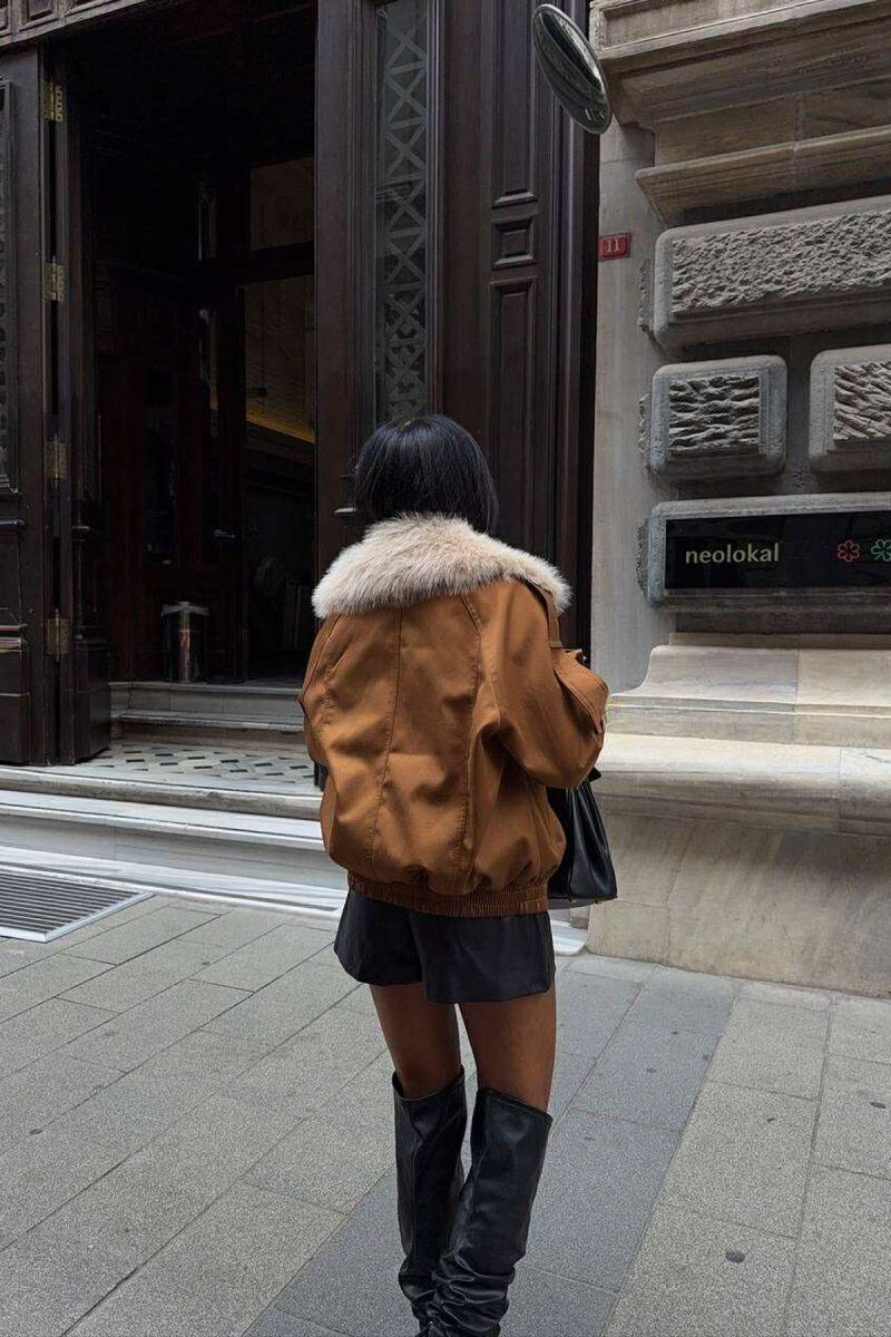 BUTTONS DETAIL FLUFFY NECK SHORT WOMEN JACKET BROWN/KAFE - 3