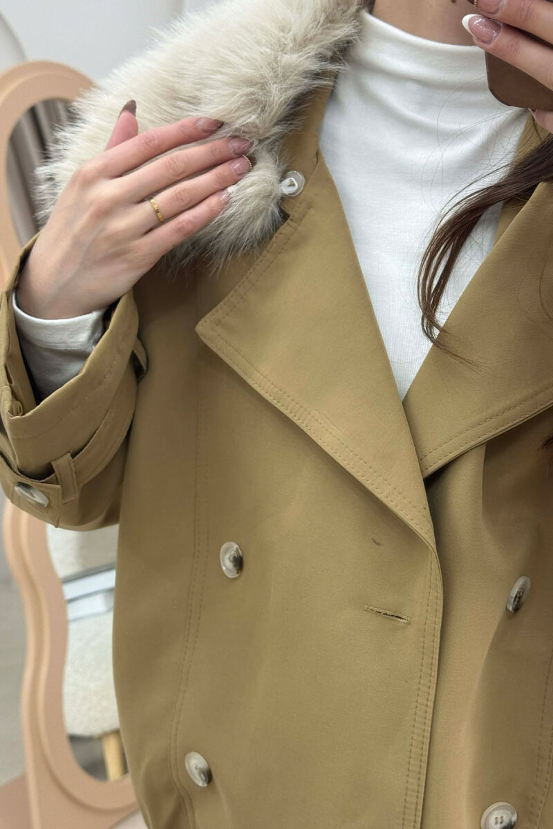 BUTTONS DETAIL FLUFFY NECK SHORT WOMEN JACKET LIGHT BROWN/KAZB - 5