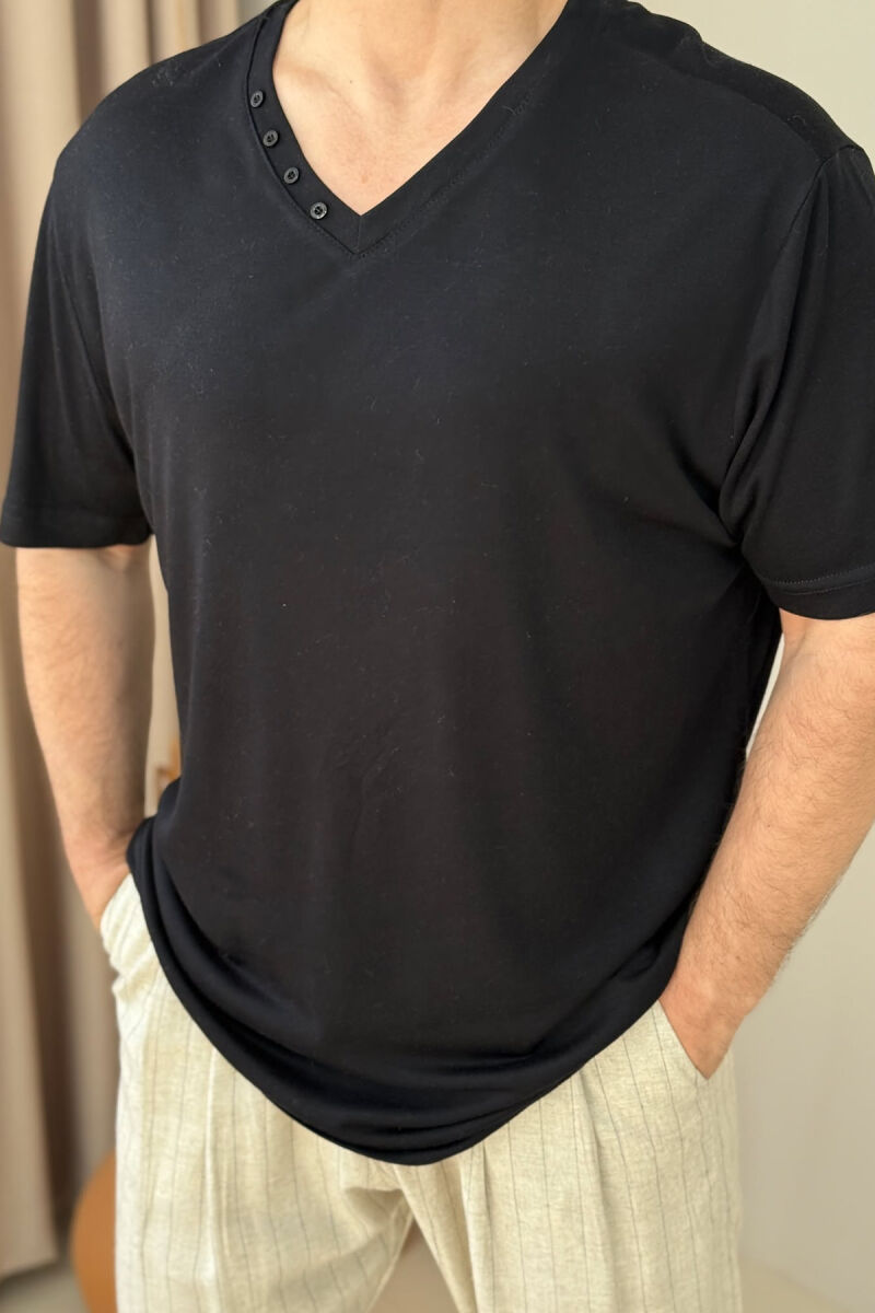 BUTTONS DETAIL ONE COLOR MEN T-SHIRT BLACK/ E ZEZE - 3