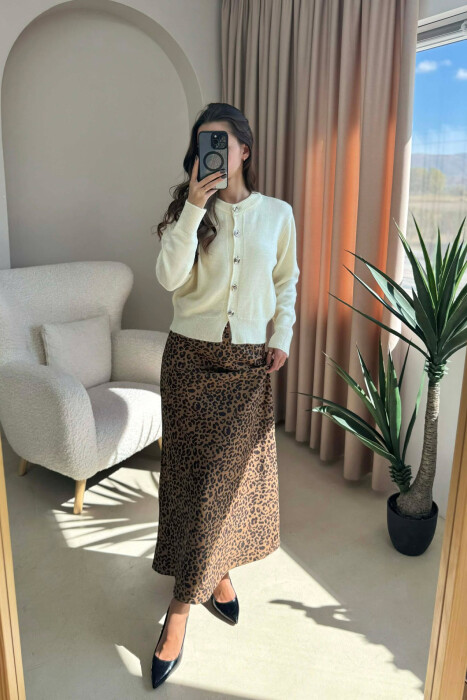 BUTTONS DETAIL ONE COLOR WOMEN CARDIGAN CREAM/KREM - 8