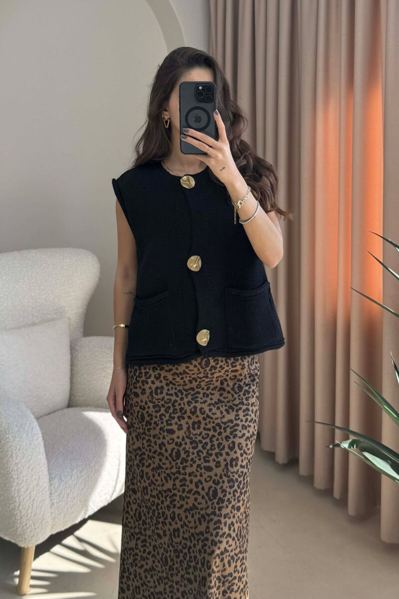 BUTTONS DETAIL SIMPLE KNIT WOMEN VEST BLACK/ E ZEZE - 3