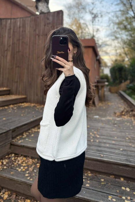 BUTTONS DETAIL SIMPLE KNIT WOMEN VEST CREAM/KREM - 3