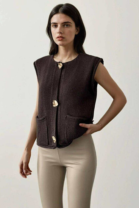 BUTTONS DETAIL SIMPLE KNIT WOMEN VEST DARK BROWN/KAE - KLAUDIO FASHION