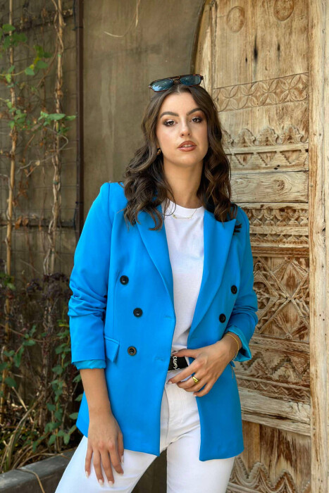 BUTTONS ONE COLOR WOMAN JACKET IN BLUE COLOR 