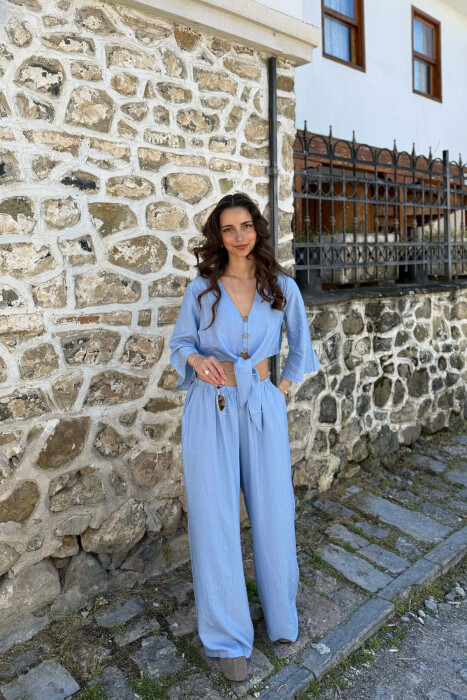  SET KEMISHE ME BUTONA + PANTALLONA PER FEMRA NE NGJYRE BABY BLU - KLAUDIO FASHION