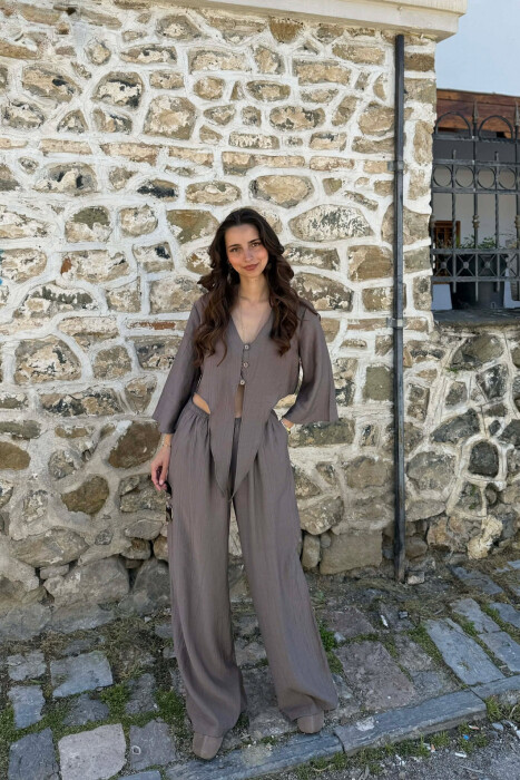  SET KEMISHE ME BUTONA + PANTALLONA PER FEMRA NE NGJYRE GRI TE ERRET - KLAUDIO FASHION