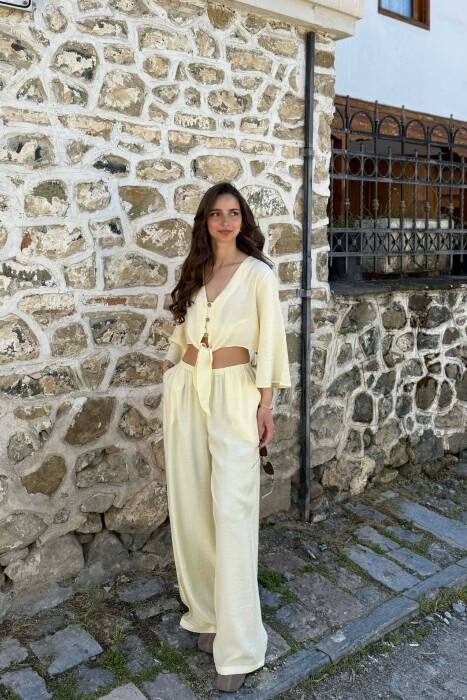  SET KEMISHE ME BUTONA + PANTALLONA PER FEMRA NE NGJYRE TE VERDHE - KLAUDIO FASHION