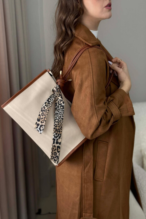 ÇANTE E THJESHTE ME DETAJIN E SHALLIT PER FEMRA NE NGJYRE KREM - 4