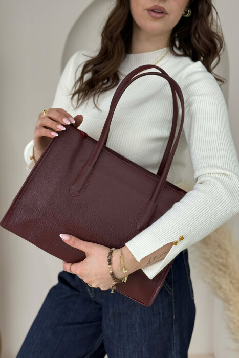 ÇANTE E THJESHTE NJE NGJYRESHE LEKURE PER FEMRA NE NGJYRE VISHNJE - 2