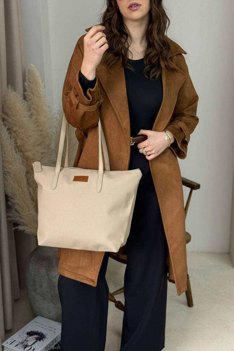 ÇANTE E THJESHTE NJE NGJYRESHE PER FEMRA NE NGJYRE BEZHE - 2