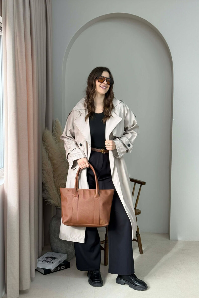 ÇANTE E THJESHTE NJE NGJYRESHE PER FEMRA NE NGJYRE KAFE - 4