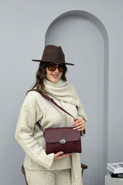 ÇANTE E THJESHTE NJE NGJYRESHE PER FEMRA NE NGJYRE VISHNJE - 3