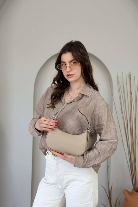 ÇANTË LËKURE E THJESHTË PËR FEMRA NË NGJYRE BEZHE E ERRET - 2