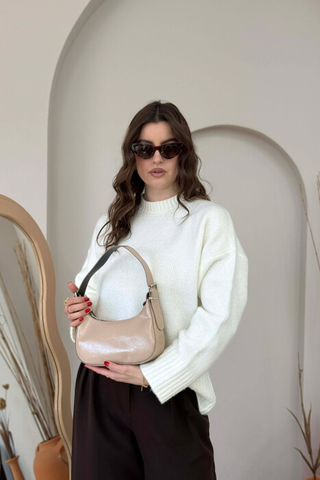 ÇANTË LËKURE E THJESHTË PËR FEMRA NË NGJYRËN BEZHË - 6