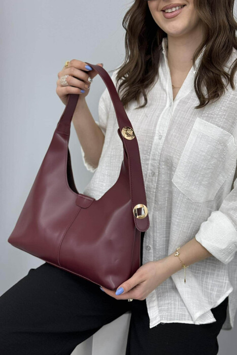 ÇANTË LËKURE E THJESHTË PËR FEMRA NË NGJYRËN VISHNJË - 2