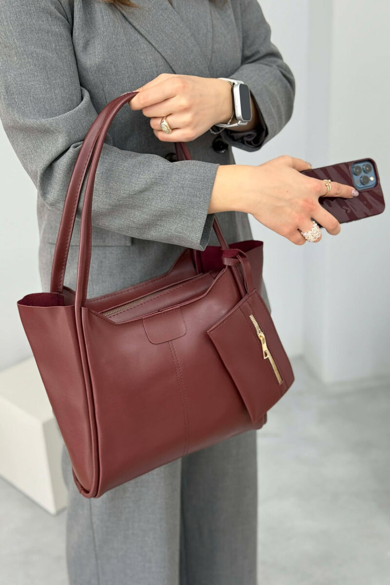 ÇANTE LEKURE ME ZINXHIR PER FEMRA NE NGJYRE VISHNJE - 2