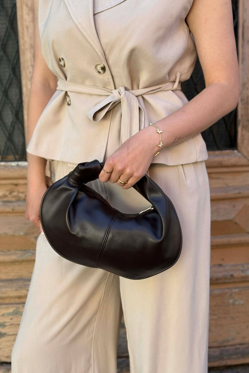 CANTE LEKURE PER FEMRA NE NGJYRE KAFE TE ERRET - 2