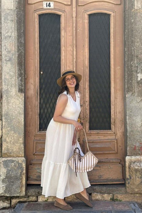 CANTE ME DIZAJN TE NDRYSHEM PER FEMRA NE NGJYRE TE BARDHE + BEZHE - 3