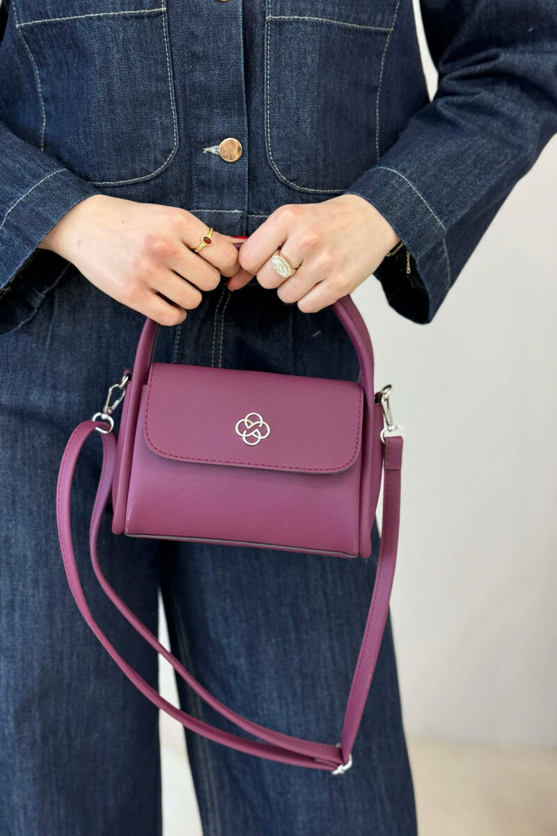 ÇANTE NJE NGJYRESHE LEKURE PER FEMRA NE NGJYRE LEJLA - 3