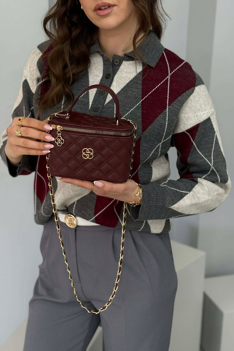 ÇANTE NJE NGJYRESHE LEKURE PER FEMRA NE NGJYRE VISHNJE - 4