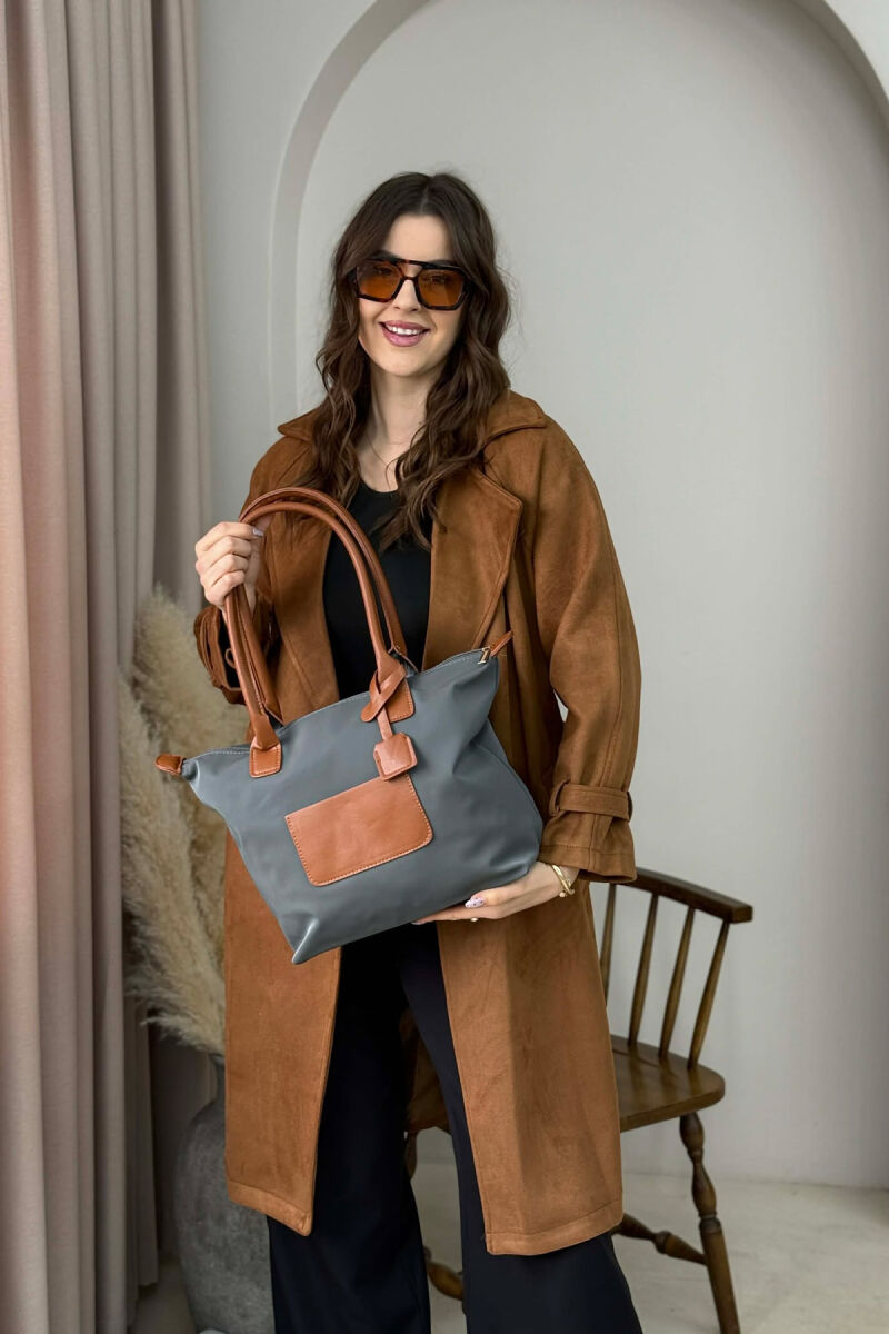 ÇANTE NJE NGJYRESHE ME ZINXHIR PER FEMRA NE NGJYRE GRI ME KAFE - 2