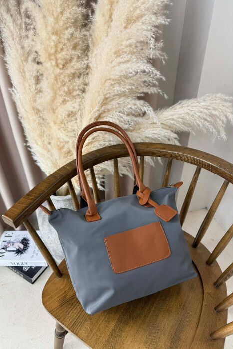 ÇANTE NJE NGJYRESHE ME ZINXHIR PER FEMRA NE NGJYRE GRI ME KAFE - 4