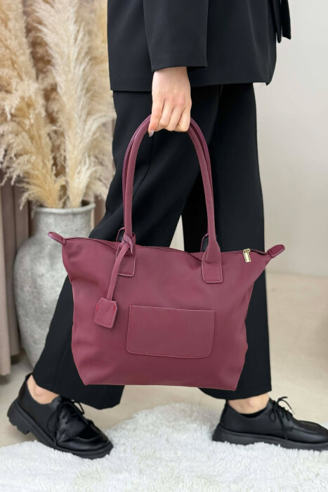 ÇANTE NJE NGJYRESHE ME ZINXHIR PER FEMRA NE NGJYRE VISHNJE - 3