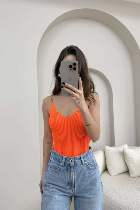 CHAIN DETAIL ONE COLOR WOMEN TANK TOP ORANGE/PORTOKALLI 