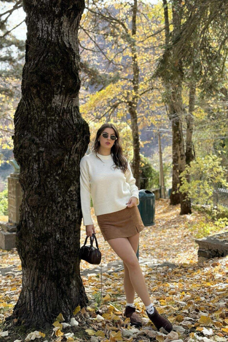 CHERRY LOGO ROUND NECK WOMEN SWEATER CREAM/KREM - KLAUDIO FASHION