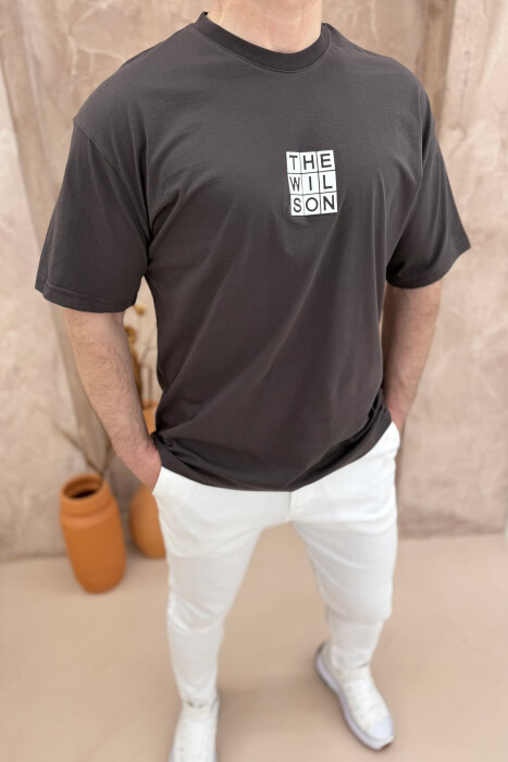 CHEST SQUARE BADGE ONE COLOR MEN T-SHIRT DARK BROWN/KAE 