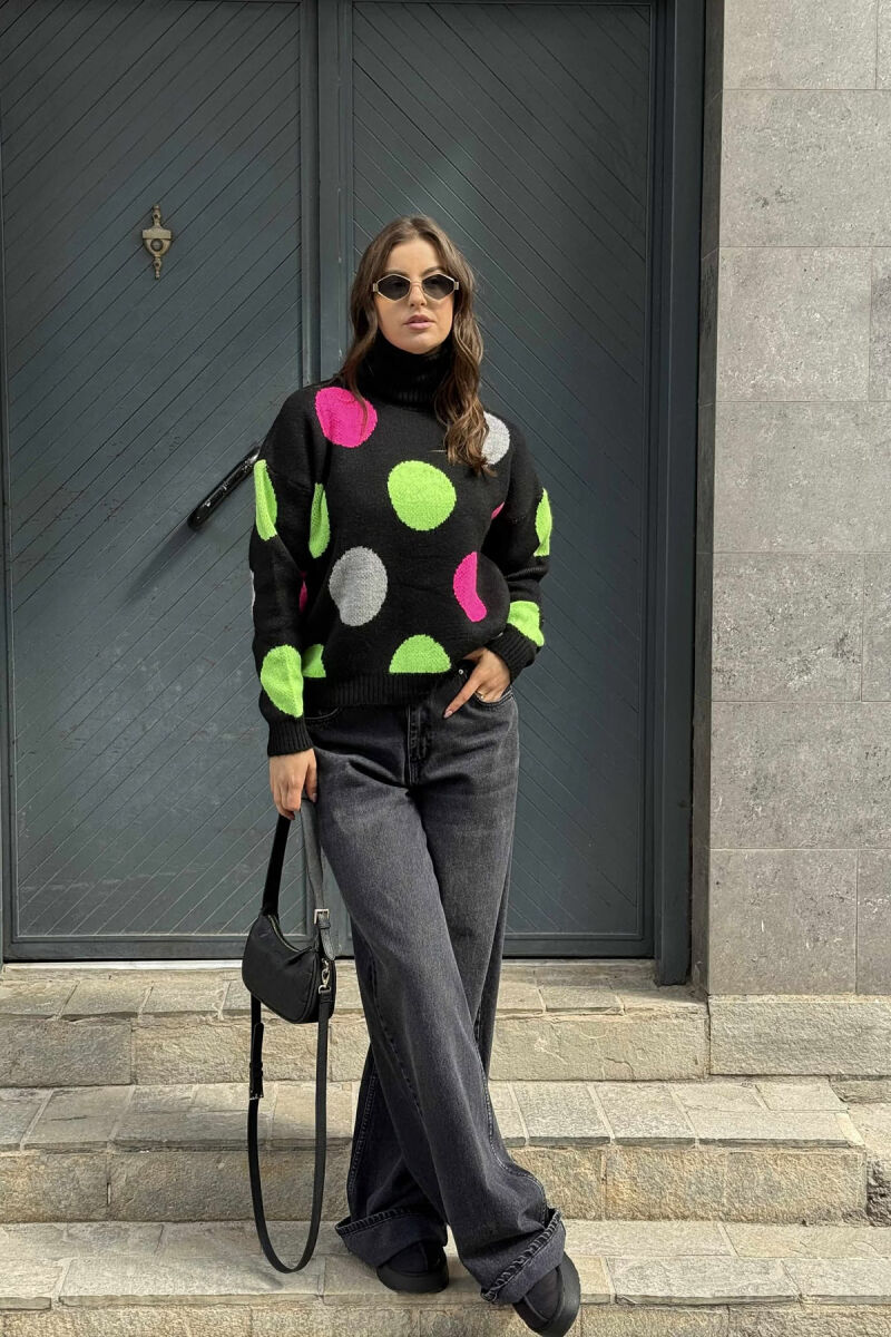 CIRCLES DESIGN TURTLE NECK WOMEN SWEATER BLACK/ E ZEZE - 1